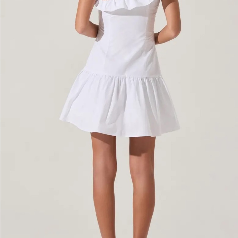 ASTR Asymmetric Ruffle Minidress - Picture 2 of 6